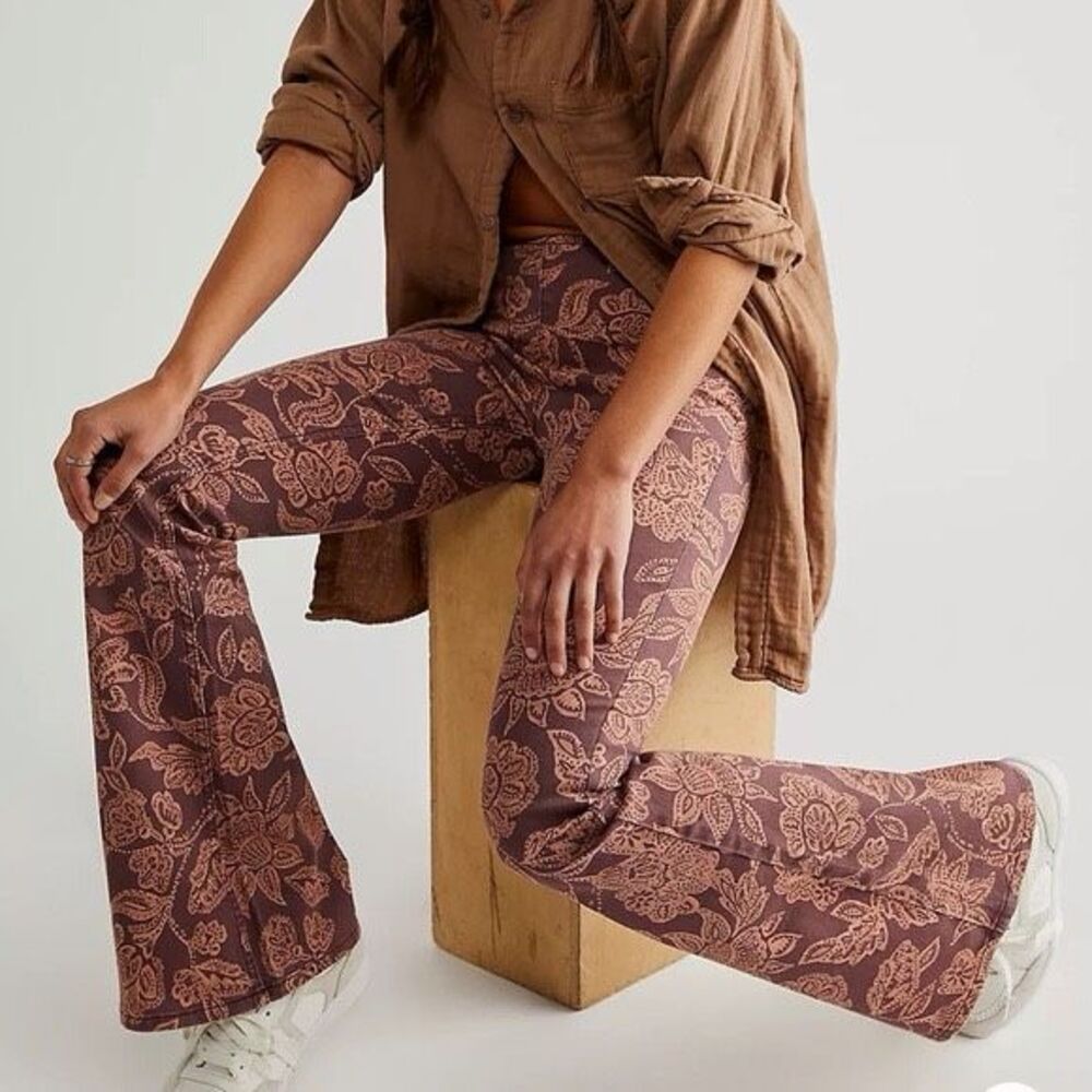 We The Free by Free People Penny Pull-on Printed flare pants